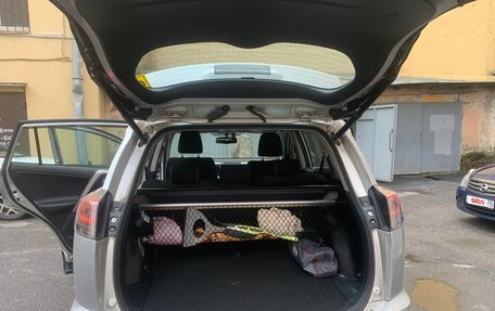 Toyota RAV4, 2019 год, 3 100 000 рублей, 5 фотография