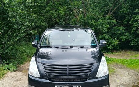 Hyundai Grand Starex Grand Starex I рестайлинг 2, 2010 год, 1 602 000 рублей, 2 фотография