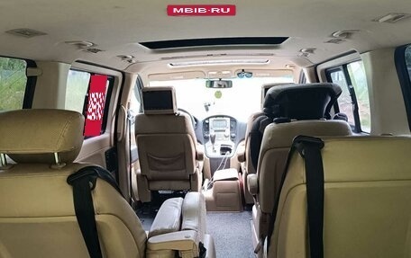 Hyundai Grand Starex Grand Starex I рестайлинг 2, 2010 год, 1 602 000 рублей, 9 фотография