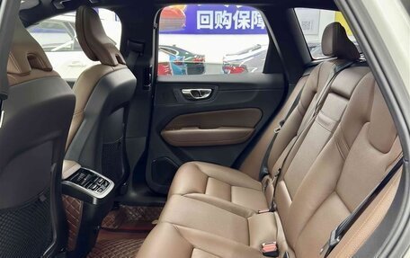 Volvo XC60 II, 2021 год, 3 150 000 рублей, 9 фотография
