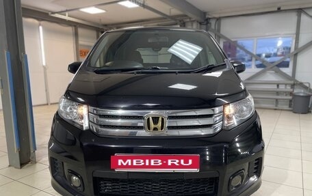 Honda Freed I, 2010 год, 815 000 рублей, 2 фотография