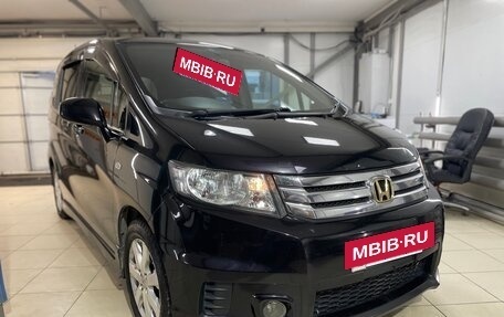 Honda Freed I, 2010 год, 815 000 рублей, 3 фотография