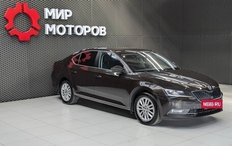 Skoda Superb III рестайлинг, 2016 год, 1 800 000 рублей, 4 фотография