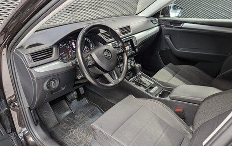Skoda Superb III рестайлинг, 2016 год, 1 800 000 рублей, 13 фотография