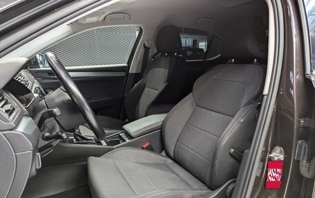 Skoda Superb III рестайлинг, 2016 год, 1 800 000 рублей, 14 фотография