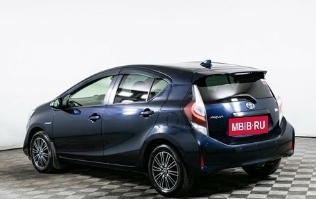 Toyota Aqua I, 2018 год, 1 300 000 рублей, 7 фотография