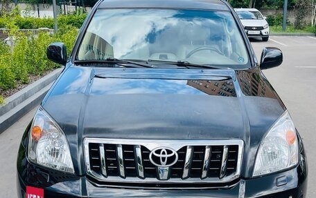 Toyota Land Cruiser Prado 120 рестайлинг, 2008 год, 2 050 000 рублей, 2 фотография