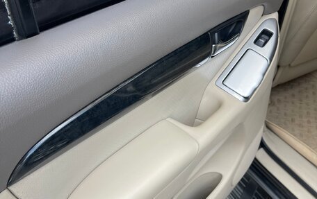 Toyota Land Cruiser Prado 120 рестайлинг, 2008 год, 2 050 000 рублей, 24 фотография