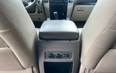 Toyota Land Cruiser Prado 120 рестайлинг, 2008 год, 2 050 000 рублей, 26 фотография