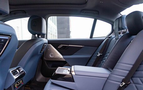 BMW 5 серия, 2024 год, 8 990 000 рублей, 16 фотография