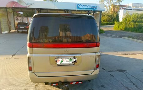 Nissan Elgrand III, 2004 год, 1 150 000 рублей, 3 фотография