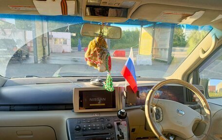 Nissan Elgrand III, 2004 год, 1 150 000 рублей, 7 фотография