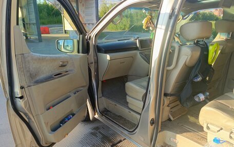 Nissan Elgrand III, 2004 год, 1 150 000 рублей, 5 фотография
