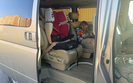 Nissan Elgrand III, 2004 год, 1 150 000 рублей, 11 фотография