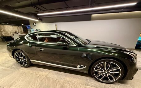 Bentley Continental GT III, 2019 год, 21 000 000 рублей, 10 фотография