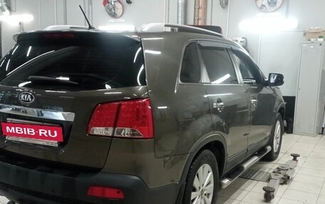 KIA Sorento II рестайлинг, 2010 год, 1 050 000 рублей, 3 фотография