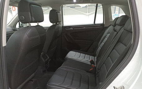 Volkswagen Tiguan II, 2022 год, 4 599 000 рублей, 15 фотография