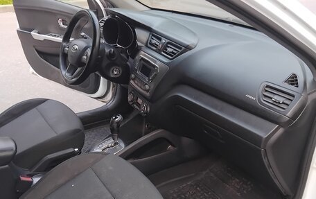 KIA Rio III рестайлинг, 2013 год, 550 000 рублей, 6 фотография