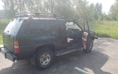 Nissan Terrano II рестайлинг, 1992 год, 475 000 рублей, 5 фотография