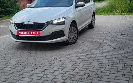 Skoda Rapid II, 2021 год, 1 700 000 рублей, 2 фотография