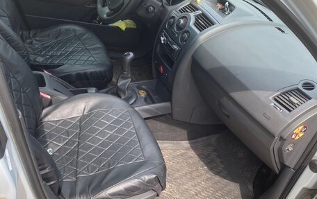 Renault Megane II, 2004 год, 150 000 рублей, 4 фотография