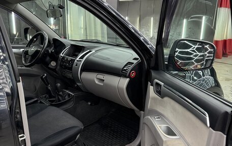 Mitsubishi Pajero Sport II рестайлинг, 2011 год, 950 000 рублей, 8 фотография