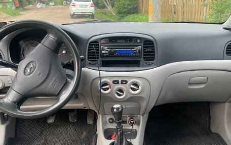Hyundai Verna II, 2006 год, 310 000 рублей, 9 фотография