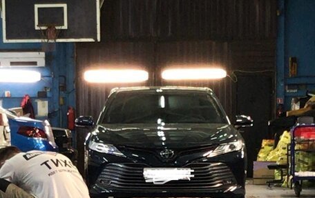 Toyota Camry, 2018 год, 2 870 000 рублей, 2 фотография