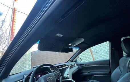 Toyota Camry, 2018 год, 2 870 000 рублей, 11 фотография