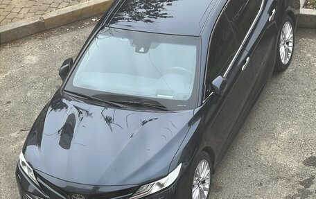 Toyota Camry, 2018 год, 2 870 000 рублей, 5 фотография