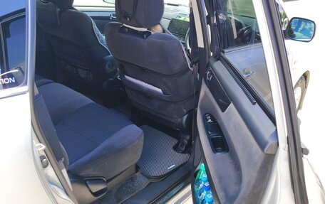 Toyota Ipsum II, 2007 год, 1 780 000 рублей, 16 фотография