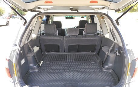 Toyota Ipsum II, 2007 год, 1 780 000 рублей, 30 фотография