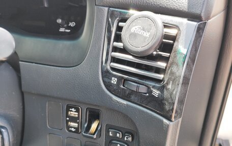 Toyota Ipsum II, 2007 год, 1 780 000 рублей, 28 фотография