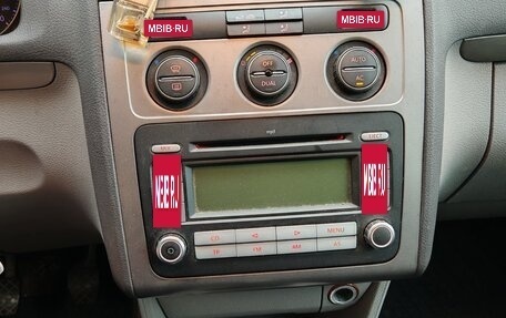 Volkswagen Touran III, 2007 год, 950 000 рублей, 11 фотография