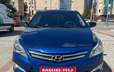 Hyundai Solaris II рестайлинг, 2014 год, 1 090 000 рублей, 1 фотография