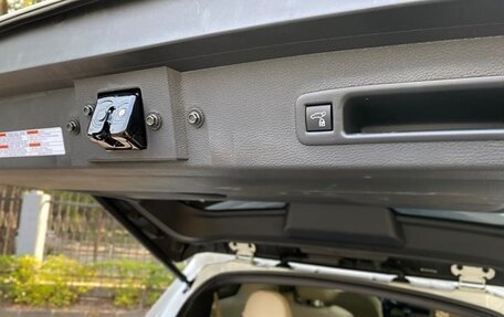 Toyota Sienna, 2021 год, 4 350 000 рублей, 19 фотография