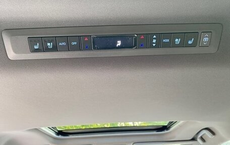 Toyota Sienna, 2021 год, 4 350 000 рублей, 12 фотография