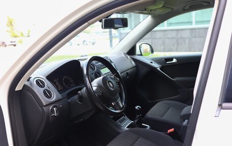 Volkswagen Tiguan I, 2012 год, 999 000 рублей, 9 фотография