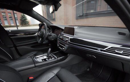 BMW 7 серия, 2019 год, 8 000 000 рублей, 25 фотография