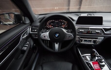 BMW 7 серия, 2019 год, 8 000 000 рублей, 34 фотография
