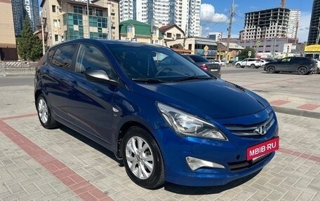 Hyundai Solaris II рестайлинг, 2014 год, 1 090 000 рублей, 8 фотография