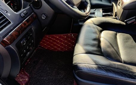 Toyota Land Cruiser 200, 2014 год, 7 000 000 рублей, 4 фотография