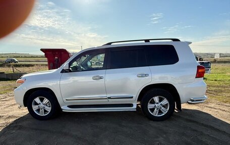 Toyota Land Cruiser 200, 2014 год, 7 000 000 рублей, 2 фотография