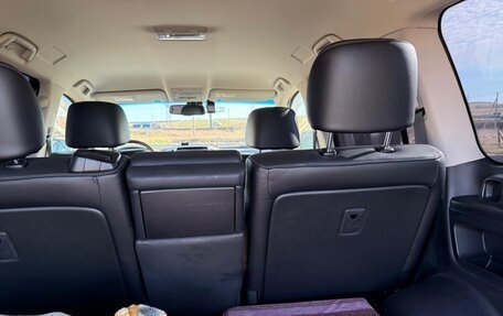Toyota Land Cruiser 200, 2014 год, 7 000 000 рублей, 9 фотография