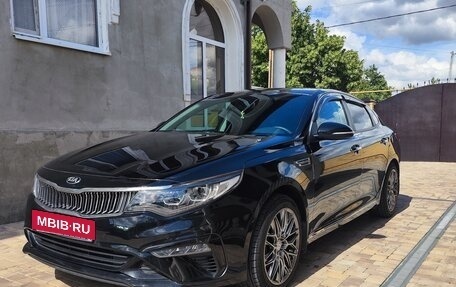 KIA Optima IV, 2018 год, 2 100 000 рублей, 2 фотография