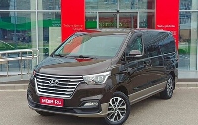 Hyundai Grand Starex Grand Starex I рестайлинг 2, 2019 год, 4 100 000 рублей, 1 фотография