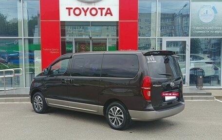 Hyundai Grand Starex Grand Starex I рестайлинг 2, 2019 год, 4 100 000 рублей, 7 фотография