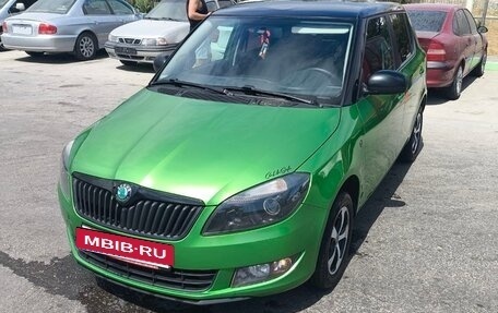 Skoda Fabia II, 2012 год, 999 999 рублей, 2 фотография