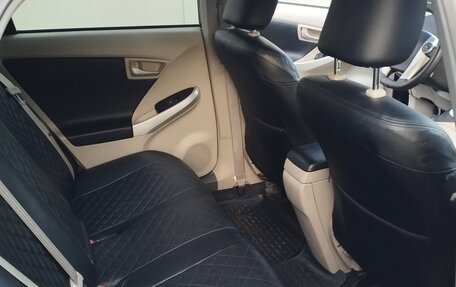 Toyota Prius, 2012 год, 990 000 рублей, 6 фотография