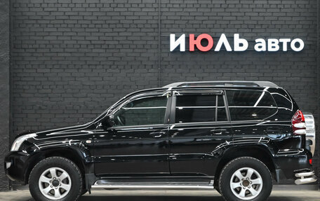 Toyota Land Cruiser Prado 120 рестайлинг, 2006 год, 2 000 000 рублей, 7 фотография